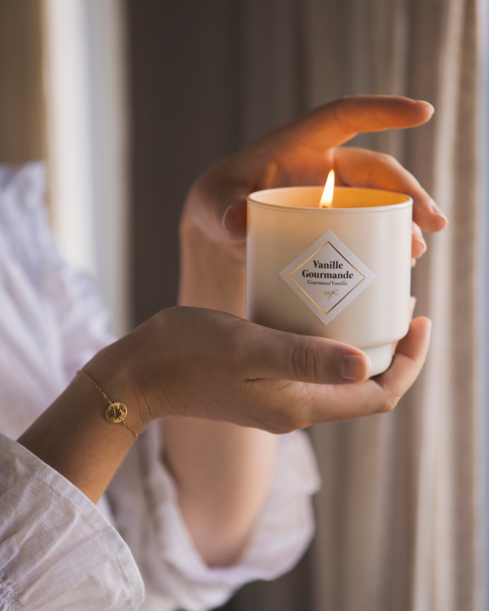 Vela con joya Vainilla Gourmet
