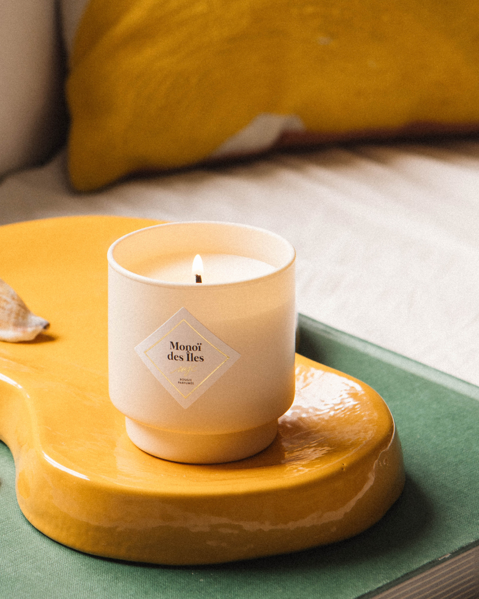 Vela con joya Monoï de las Islas