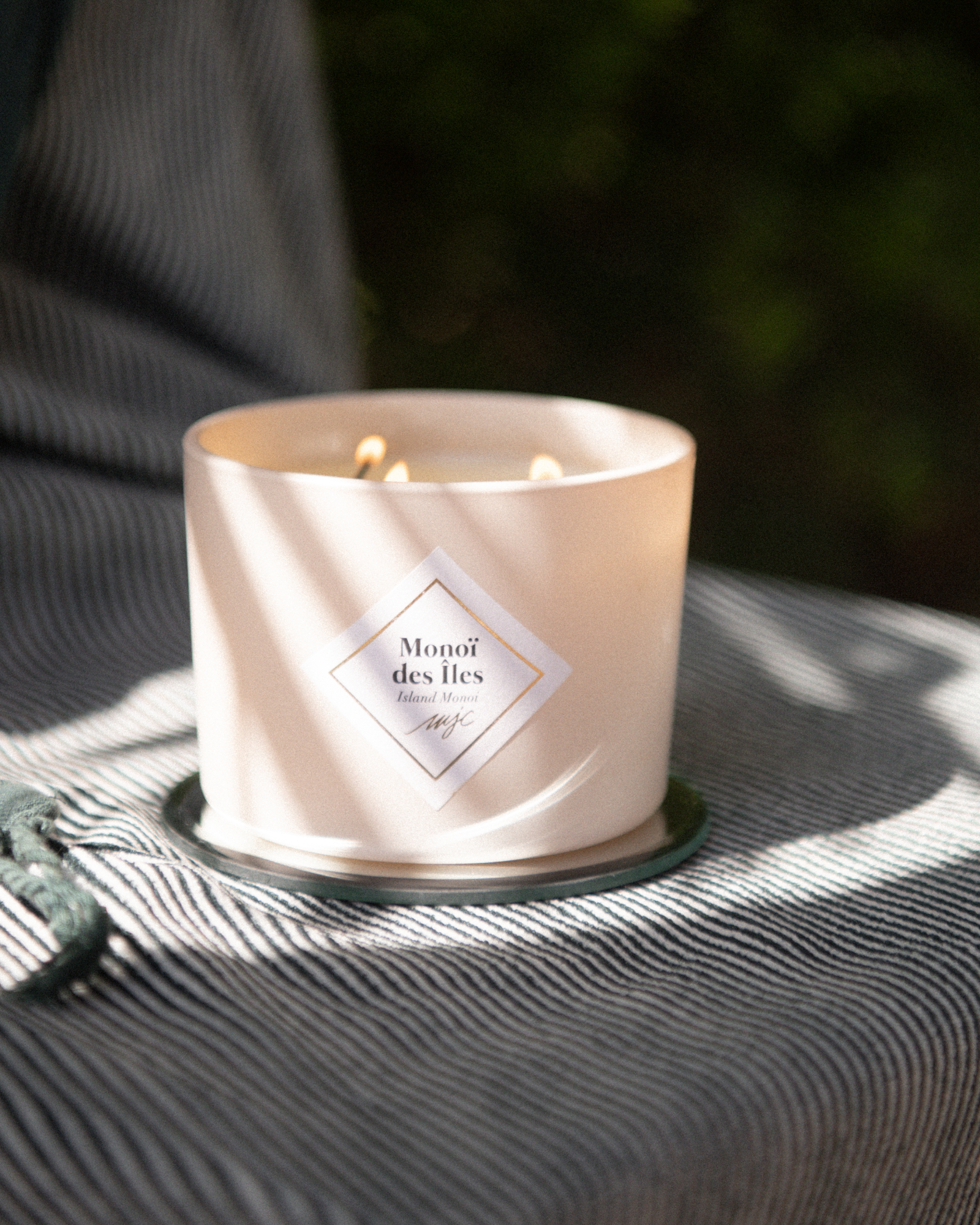 Vela grande Monoï de las Islas