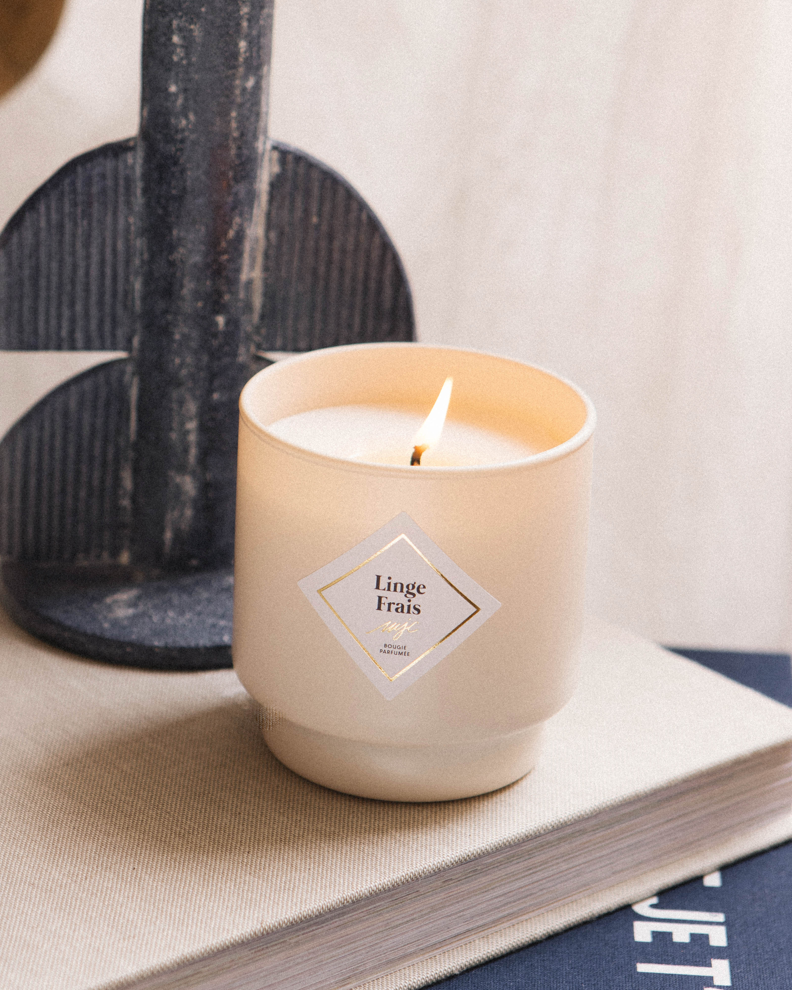 Vela con joya Ropa Fresca